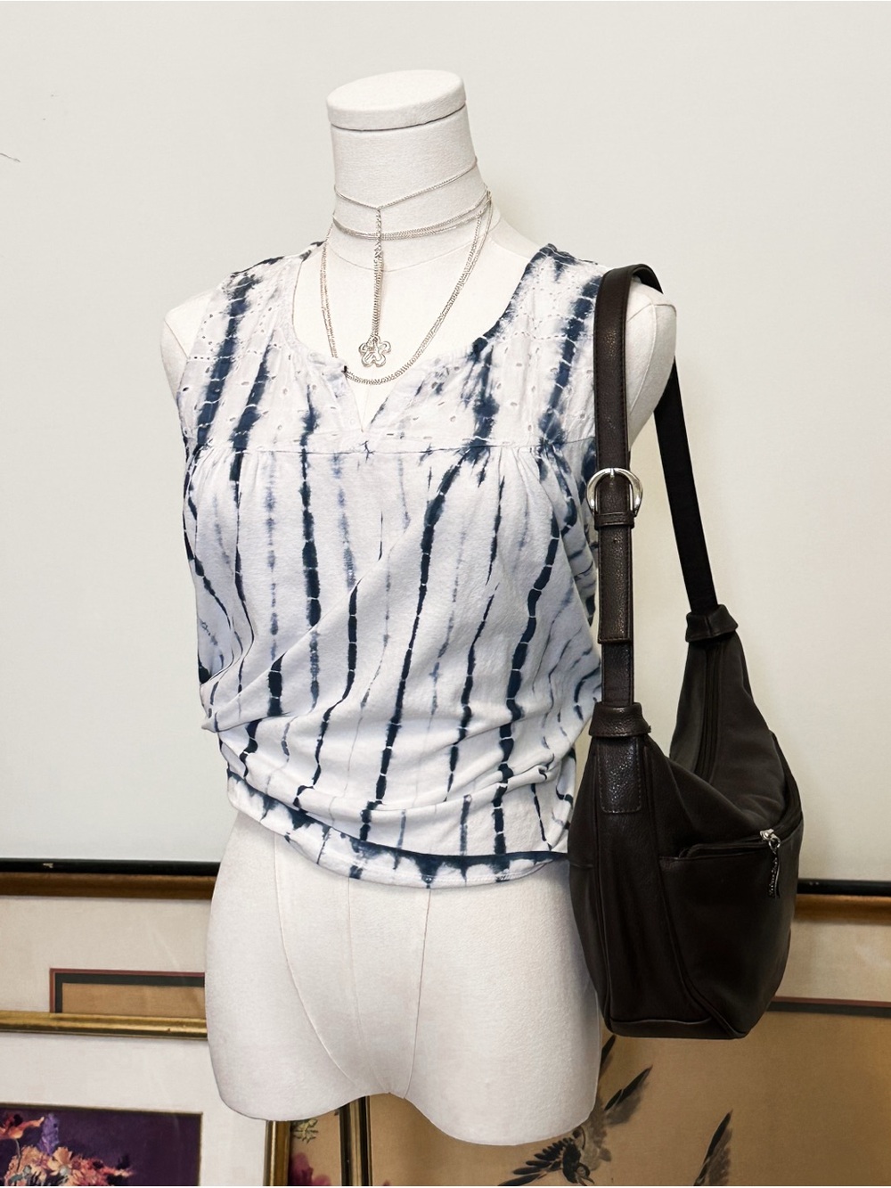 Northern Reflections Tie-Dye Eyelet Tank Top Size Medium Sleeveless Blue White